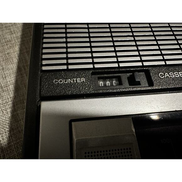Sony Cassette‎ Corder (TCM-858) Voice Recorder & Player Built in mic Untested - Picture 4 of 11